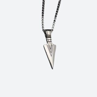 Collier pendentif homme, en forme de flèche