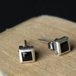 Boucle d’Oreille Carré Homme Argent Vieilli Onyx Noir